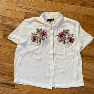 Kendal & Kylie cropped button down